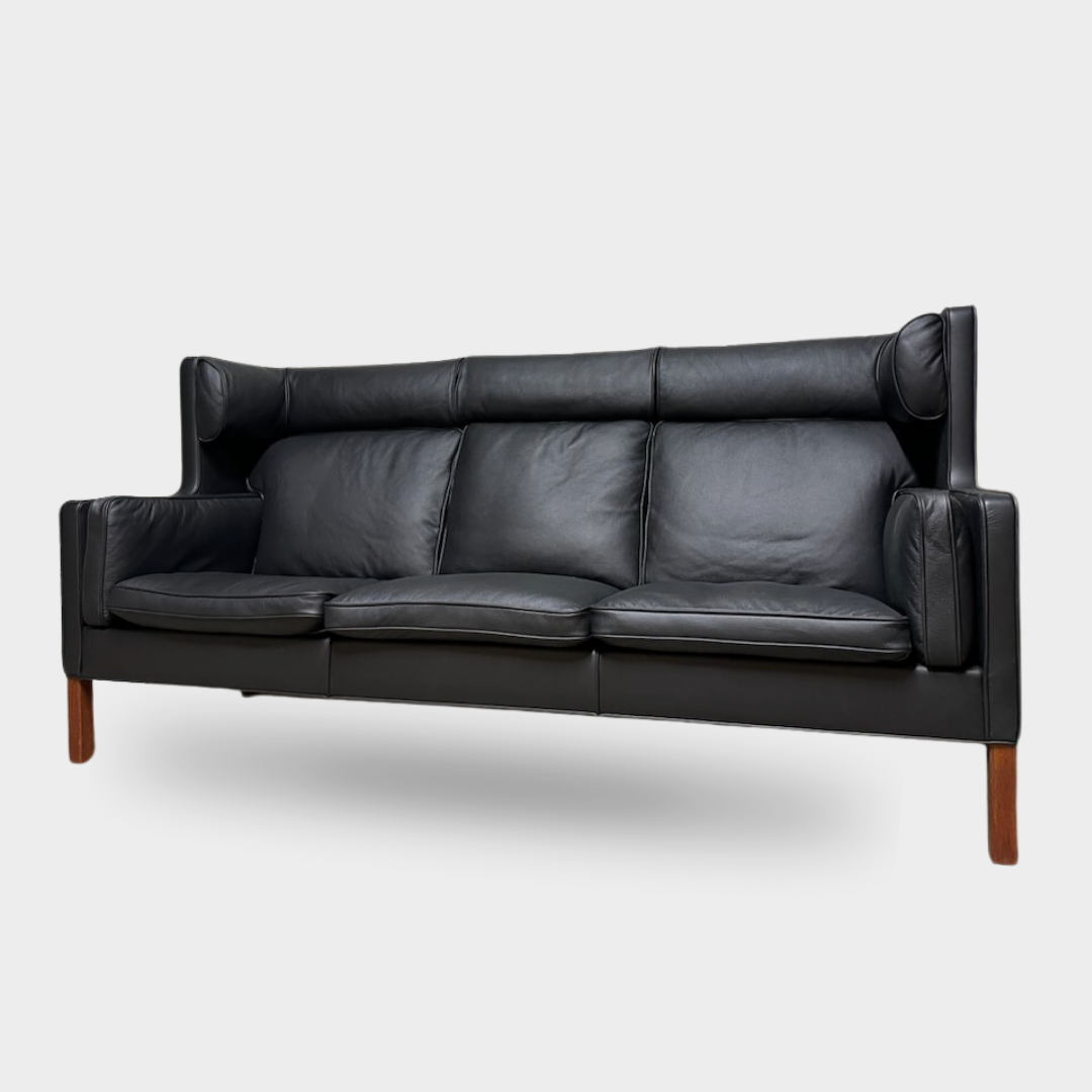 Børge Mogensen three-seater coupe sofa