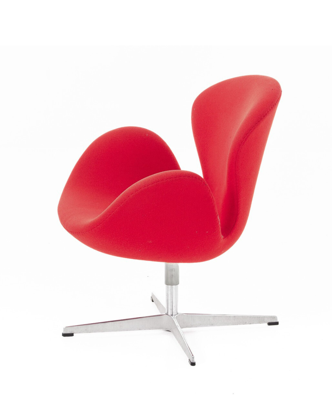 Arne Jacobsen "Svanen" model 3320 / Rød uld